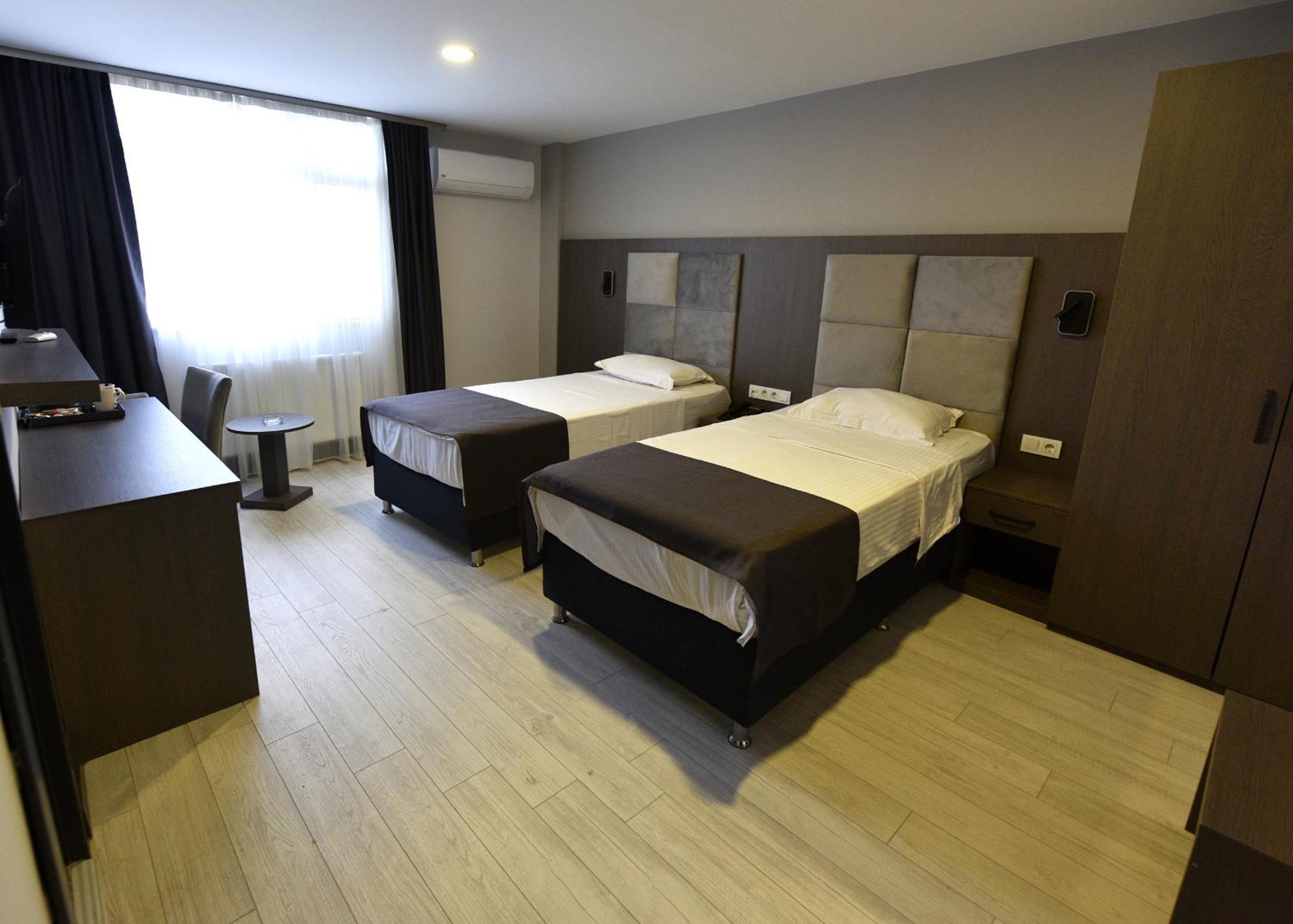 Sahil Hotel Pendik Istanbul Exterior photo