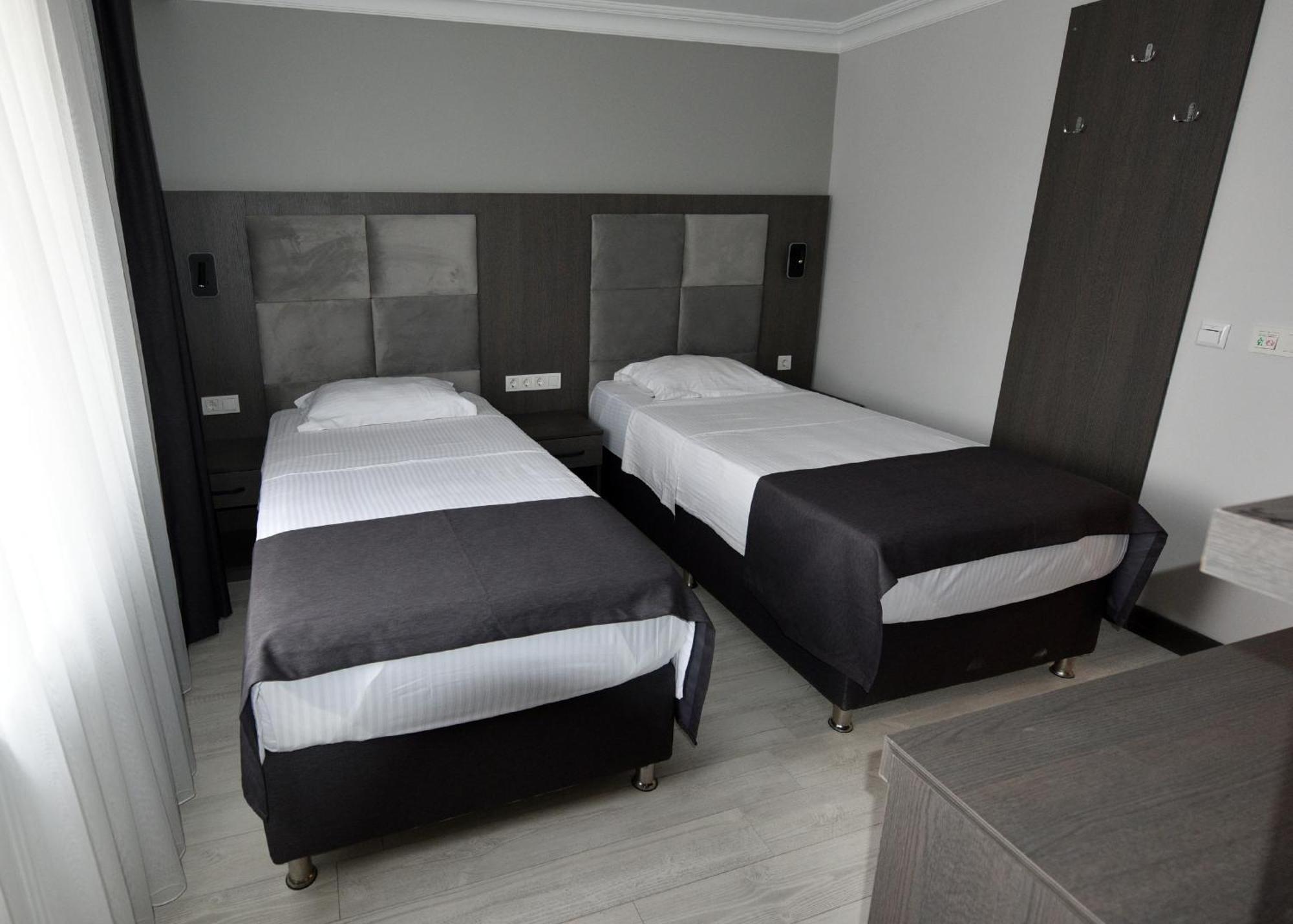 Sahil Hotel Pendik Istanbul Exterior photo