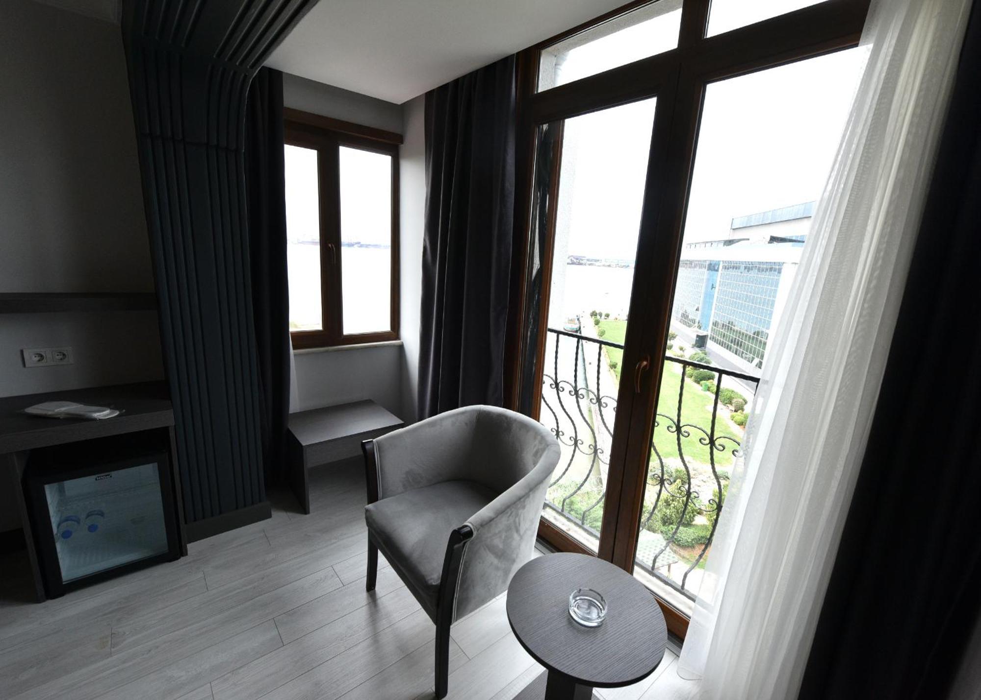Sahil Hotel Pendik Istanbul Exterior photo